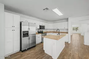 15142 W Smokey Dr, Surprise, AZ 85374 - Photo 17