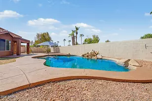 15142 W Smokey Dr, Surprise, AZ 85374 - Photo 21