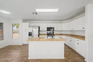 15142 W Smokey Dr, Surprise, AZ 85374 - Photo 5