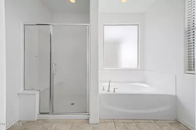 5066 N 79th Lane, Glendale, AZ 85303 - Photo 25
