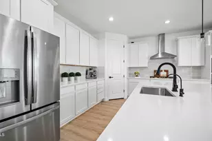 7516 West Odeum Ln, Phoenix, AZ 85043 - Photo 5
