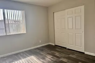 1553 W Mercer Ln, Phoenix, AZ 85029 - Photo 9