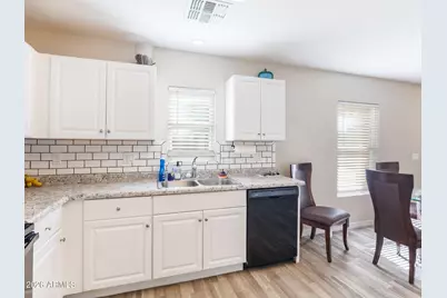 1866 N Logan Lane, Casa Grande, AZ 85122 - Photo 17
