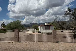 34150 S Luellen Dr, Black Canyon City, AZ 85324 - Photo 1