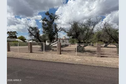 34150 S Luellen Drive #3, Black Canyon City, AZ 85324 - Photo 3