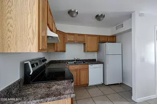 2614 E Monte Vista Rd, Phoenix, AZ 85008 - Photo 3