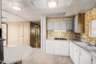7300 N 51st Avenue #E190, Glendale, AZ 85301 - Photo 17
