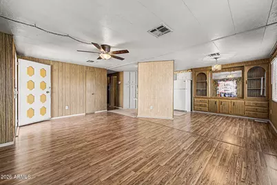 7300 N 51st Avenue #E190, Glendale, AZ 85301 - Photo 13