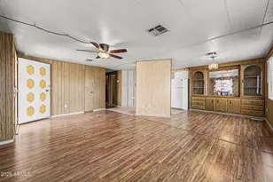 7300 N 51st Ave, Glendale, AZ 85301 - Photo 13