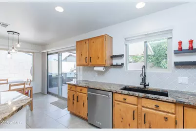 651 N Cobblestone Street, Gilbert, AZ 85234 - Photo 9