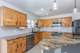 651 N Cobblestone St, Gilbert, AZ 85234 - Photo 7