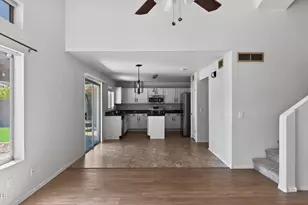 3619 N 104th Dr, Avondale, AZ 85392 - Photo 9