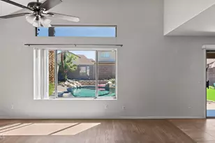 3619 N 104th Dr, Avondale, AZ 85392 - Photo 7