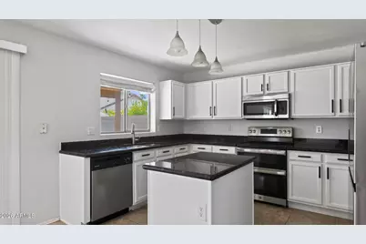 3619 N 104th Drive, Avondale, AZ 85392 - Photo 11