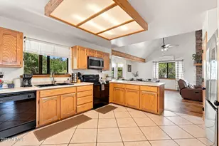 1932 Aspen Ln, Overgaard, AZ 85933 - Photo 19