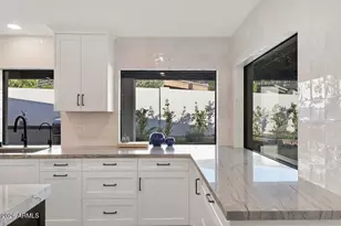 2221 E Nicolet Ave, Phoenix, AZ 85020 - Photo 17
