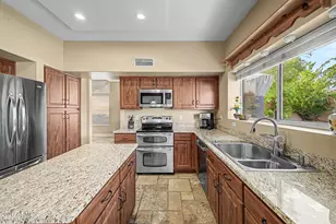 1522 E Beacon Dr, Gilbert, AZ 85234 - Photo 1