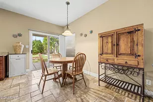 1522 E Beacon Dr, Gilbert, AZ 85234 - Photo 9