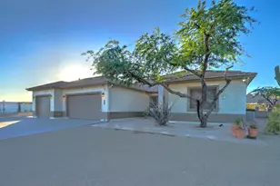 224 E Whiteley St, Apache Junction, AZ 85119 - Photo 41