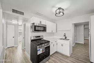 6722 N 24th Dr, Phoenix, AZ 85015 - Photo 9