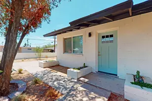 3942 E Earll Dr, Phoenix, AZ 85018 - Photo 3