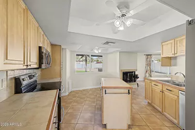 10212 S 44th Way, Phoenix, AZ 85044 - Photo 13