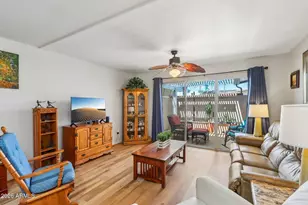 19026 N Camino Del Sol Dr, Sun City West, AZ 85375 - Photo 11