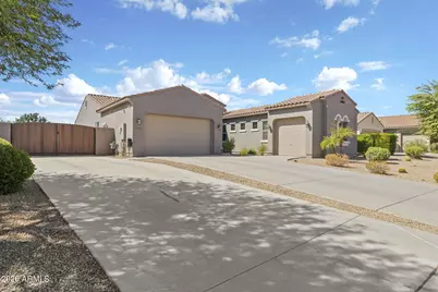 18539 W Georgia Avenue, Litchfield Park, AZ 85340 - Photo 1