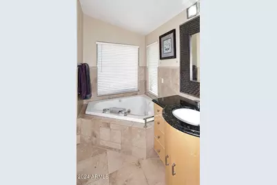 25224 N 66th Drive, Phoenix, AZ 85083 - Photo 29