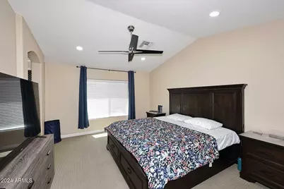 25224 N 66th Drive, Phoenix, AZ 85083 - Photo 33