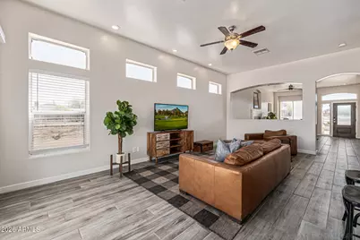 19218 E Hunt Highway, Queen Creek, AZ 85142 - Photo 11