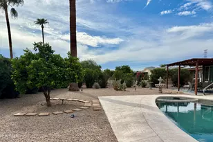 11025 W Campana Dr, Sun City, AZ 85351 - Photo 23