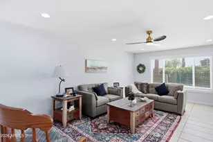 11025 W Campana Dr, Sun City, AZ 85351 - Photo 11