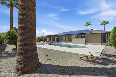11025 W Campana Drive, Sun City, AZ 85351 - Photo 21