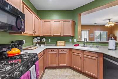7729 W Springfield Way, Florence, AZ 85132 - Photo 15