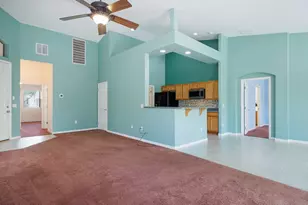 1557 E Manor Dr, Casa Grande, AZ 85122 - Photo 9