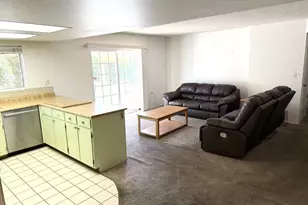 8113 E Dutchman Dr, Mesa, AZ 85208 - Photo 9
