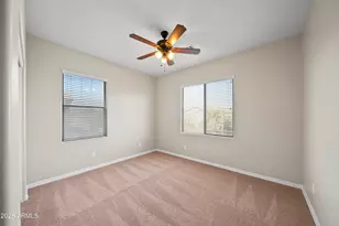 13580 W Gelding Dr, Surprise, AZ 85379 - Photo 19
