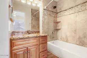 4114 E Union Hills Dr, Phoenix, AZ 85050 - Photo 9