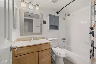10229 North 8th St, Phoenix, AZ 85020 - Photo 7