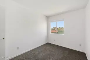 10229 North 8th St, Phoenix, AZ 85020 - Photo 11
