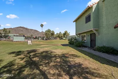 10229 N 8th Street #B, Phoenix, AZ 85020 - Photo 11