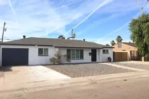 1904 W Palm Ln, Phoenix, AZ 85009 - Photo 9