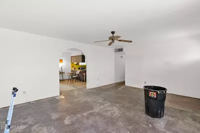 5838 N 64th Drive, Glendale, AZ 85301 - Photo 11