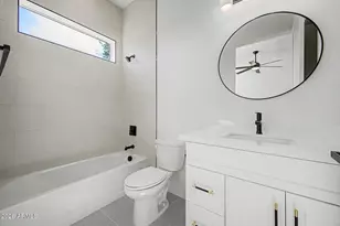 258 E Franklin Ave, Mesa, AZ 85210 - Photo 27