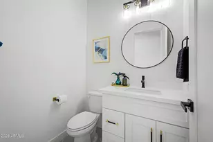 258 E Franklin Ave, Mesa, AZ 85210 - Photo 21