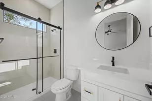 258 E Franklin Ave, Mesa, AZ 85210 - Photo 31