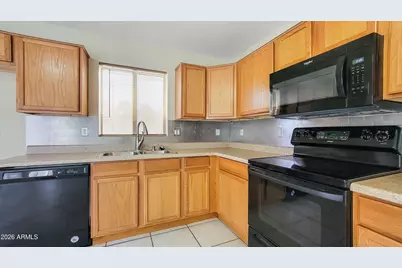 12933 W Fleetwood Lane, Glendale, AZ 85307 - Photo 9