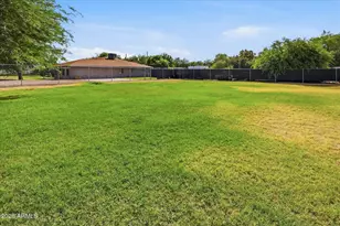 14 S 29th Pl, Gilbert, AZ 85296 - Photo 23