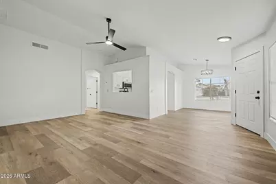 6503 W Florence Avenue, Phoenix, AZ 85043 - Photo 15